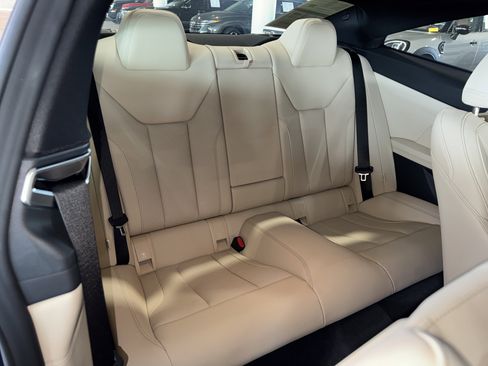 Used 2025 BMW 430i xDrive Coupe w/ Premium Package image 11