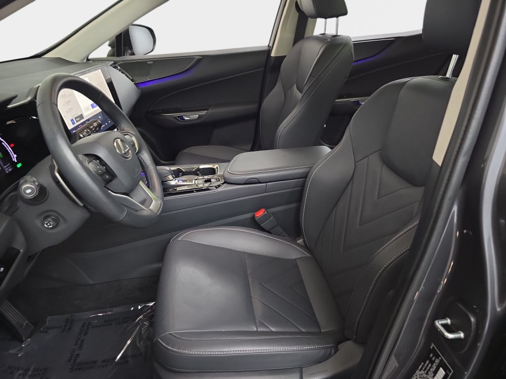 Used 2026 Lexus NX 450h+ AWD w/ Accessory Package (Z2) image 14