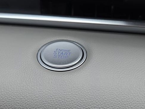 Certified 2025 Hyundai Elantra Sport FWD image 10
