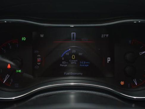 Used 2016 Dodge Durango Limited w/ Nav & Power Liftgate Group image 18