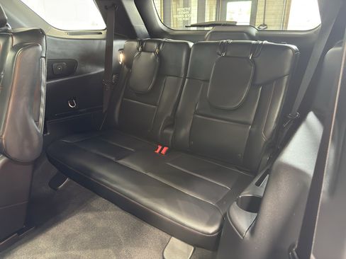 Used 2025 Ford Explorer ST AWD/4WD image 12