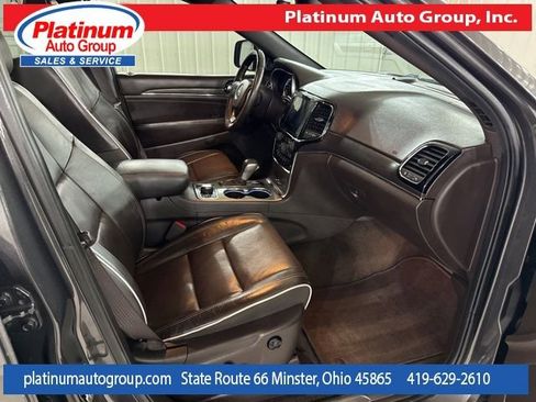 Used 2019 Jeep Grand Cherokee Overland image 39