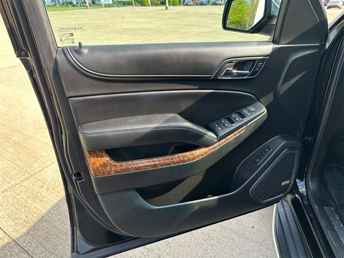 Used 2015 Chevrolet Tahoe LTZ AWD/4WD image 21