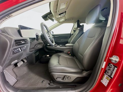 Used 2025 Kia EV6 Light w/ Light LR Technology Package RWD image 13