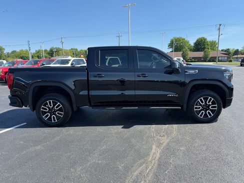 Used 2026 GMC Sierra 1500 AT4 w/ AT4 Premium Package AWD/4WD image 6