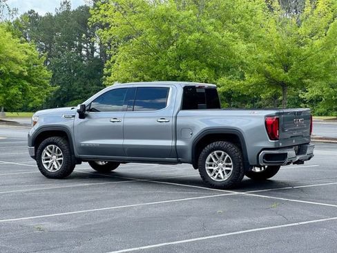 Used 2022 GMC Sierra 1500 SLT w/ SLT Premium Plus Package AWD/4WD image 4