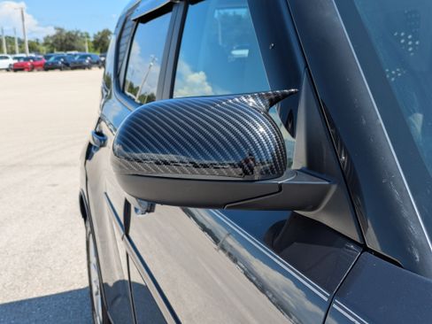 Used 2022 Kia Soul S FWD image 12
