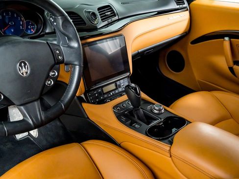 Used 2018 Maserati GranTurismo Sport image 20