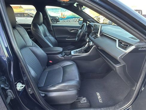 Used 2019 Toyota RAV4 XSE image 28