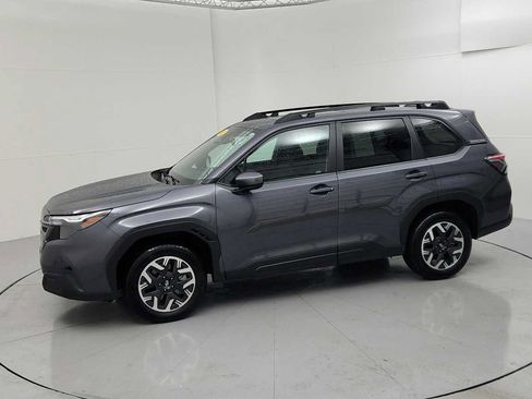 Used 2026 Subaru Forester Premium AWD/4WD image 5