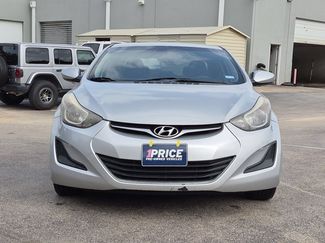 Used 2014 Hyundai Elantra SE FWD video 2