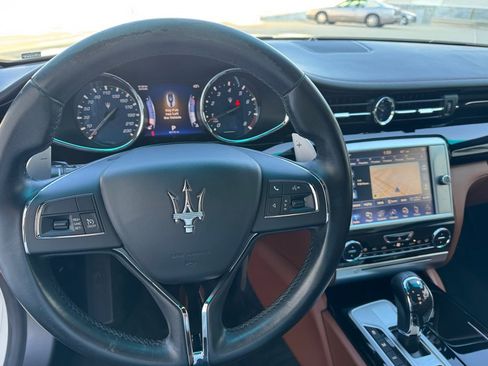 Used 2016 Maserati Quattroporte GTS image 12