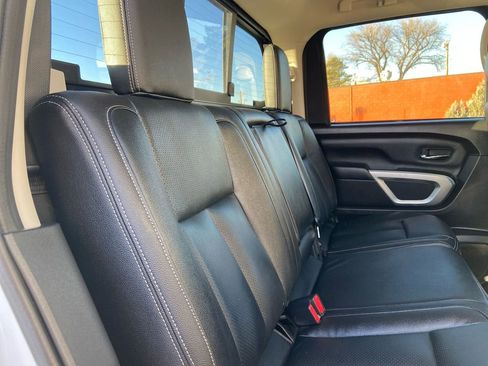 Used 2023 Nissan Titan SV w/ SV Convenience Package AWD/4WD image 33