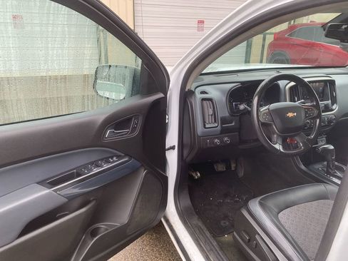 Used 2016 Chevrolet Colorado Z71 image 10