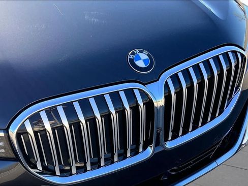 Used 2022 BMW 750i xDrive AWD/4WD image 31