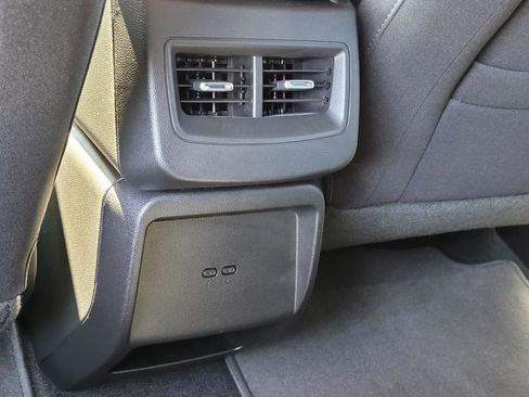 New 2026 Chevrolet Equinox EV LT image 12