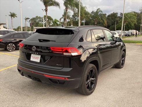Used 2023 Volkswagen Atlas Cross Sport SEL R-Line AWD/4WD image 3