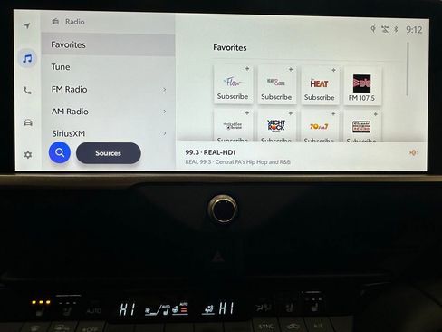 Used 2025 Toyota Crown Signia image 27