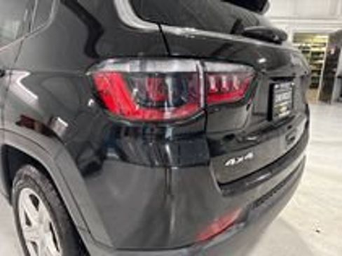 Used 2024 Jeep Compass Latitude AWD/4WD image 52
