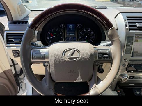 Used 2019 Lexus GX 460 Premium w/ Premium Package AWD/4WD image 8