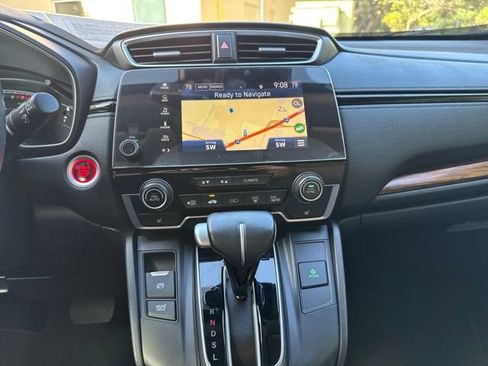Used 2018 Honda CR-V Touring image 12