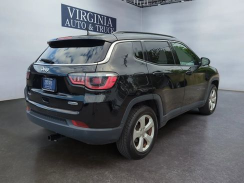 Used 2018 Jeep Compass Latitude w/ Popular Equipment Group AWD/4WD image 11