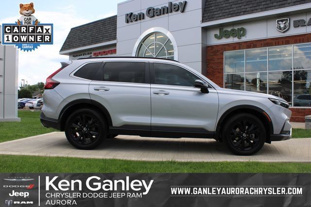 Used 2023 Honda CR-V Sport Touring image 1