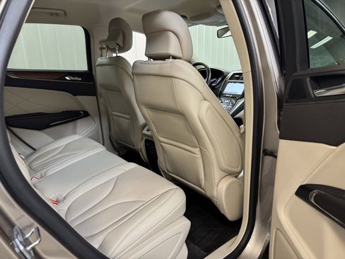 Used 2018 Lincoln MKC Select w/ Select Plus Package image 26