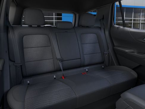 New 2026 Chevrolet Equinox LT w/ Safety and Technology Package FWD image 17