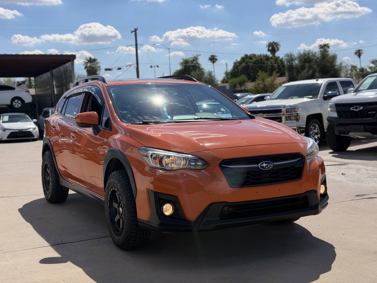 Used 2020 Subaru Crosstrek 2.0i Premium w/ Moonroof Package 1 AWD/4WD image 2