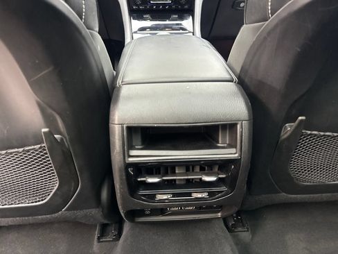 Used 2022 Jeep Grand Cherokee Limited 4xe w/ Luxury Tech Group II AWD/4WD image 74