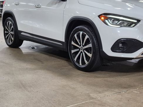 Used 2021 Mercedes-Benz GLA 250 4MATIC image 16