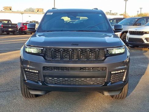 New 2025 Jeep Grand Cherokee L Limited w/ Black Appearance Package image 2
