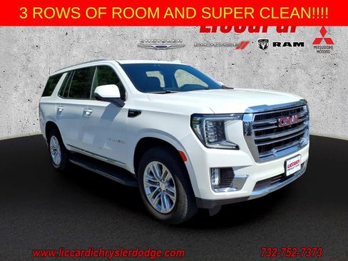 Used 2024 GMC Yukon SLT w/ SLT Premium Package AWD/4WD image 1