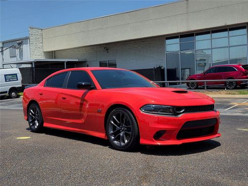 Used 2023 Dodge Charger Scat Pack w/ Plus Group RWD image 3
