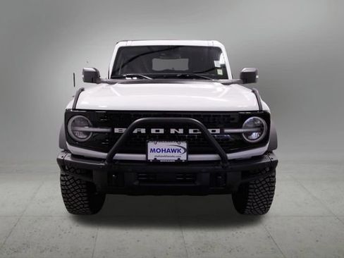 Used 2022 Ford Bronco Wildtrak image 9