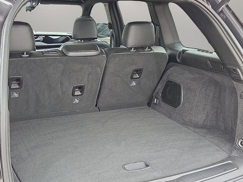 Used 2024 Jeep Grand Cherokee Trailhawk w/ Luxury Tech Group III image 8