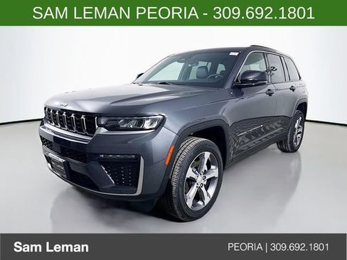 New 2026 Jeep Grand Cherokee Limited AWD/4WD image 3