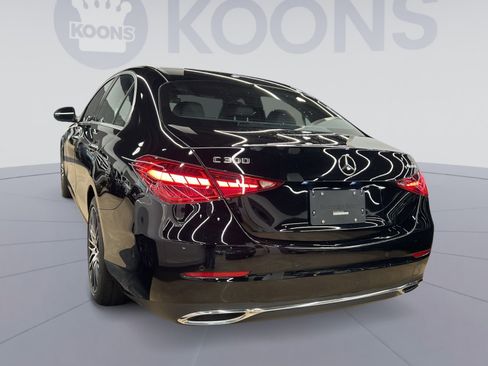 Used 2025 Mercedes-Benz C 300 4MATIC Sedan image 2