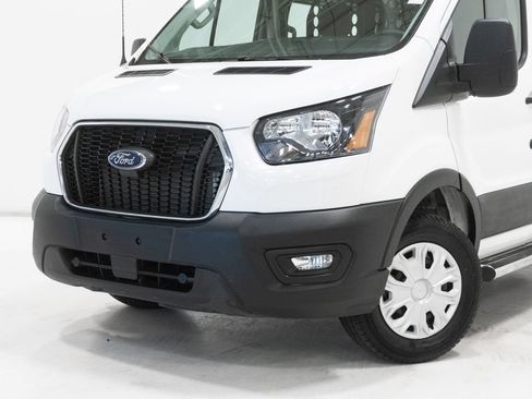 Used 2025 Ford Transit 250 Low Roof w/ Exterior Upgrade Package RWD image 2