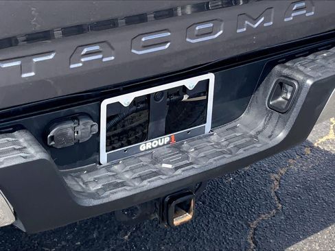 Used 2019 Toyota Tacoma SR5 RWD image 31
