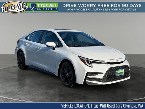Used 2024 Toyota Corolla XSE FWD image 1