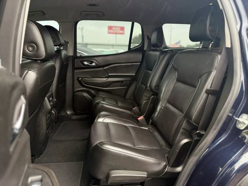 Used 2017 GMC Acadia SLT AWD/4WD image 32