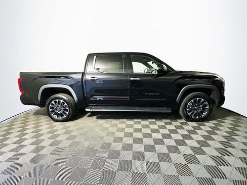 Used 2025 Toyota Tundra Limited AWD/4WD image 9