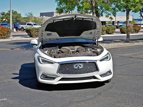 Used 2018 INFINITI Q60 3.0t Luxe w/ Sensory Package 3.0T Luxe image 4