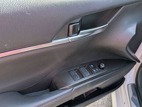 Used 2023 Toyota Camry XLE w/ Navigation Package FWD image 9