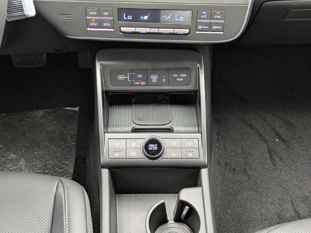 New 2026 Hyundai Kona Limited FWD image 16