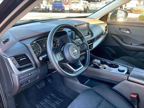Certified 2023 Nissan Rogue SV image 8