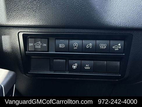 Used 2024 Toyota Tundra Limited AWD/4WD image 24
