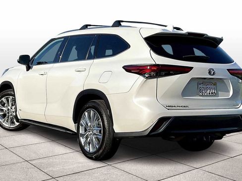 Used 2022 Toyota Highlander Limited image 15